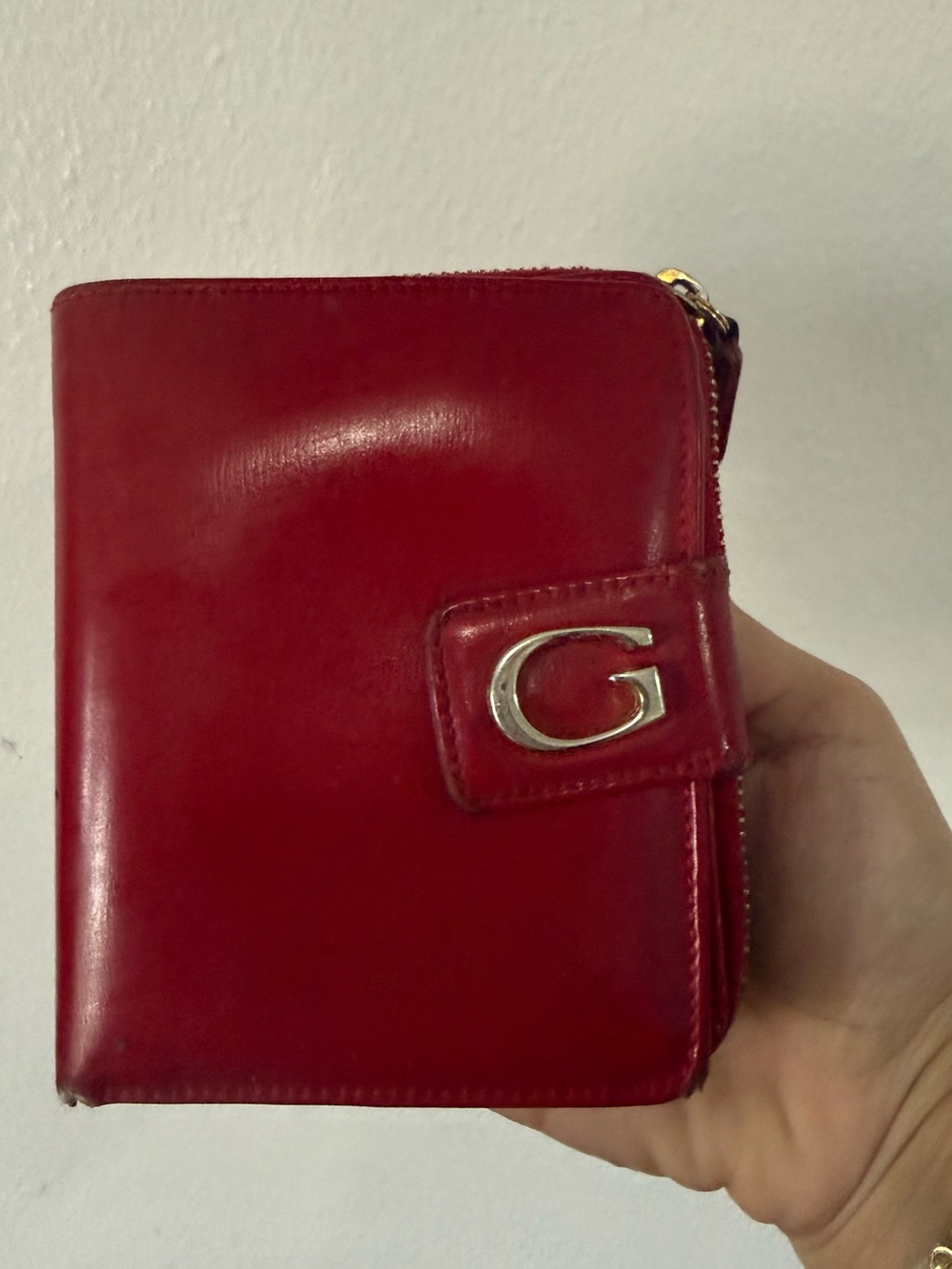 Gucci Red Leather Zip-Around Wallet with G Emblem